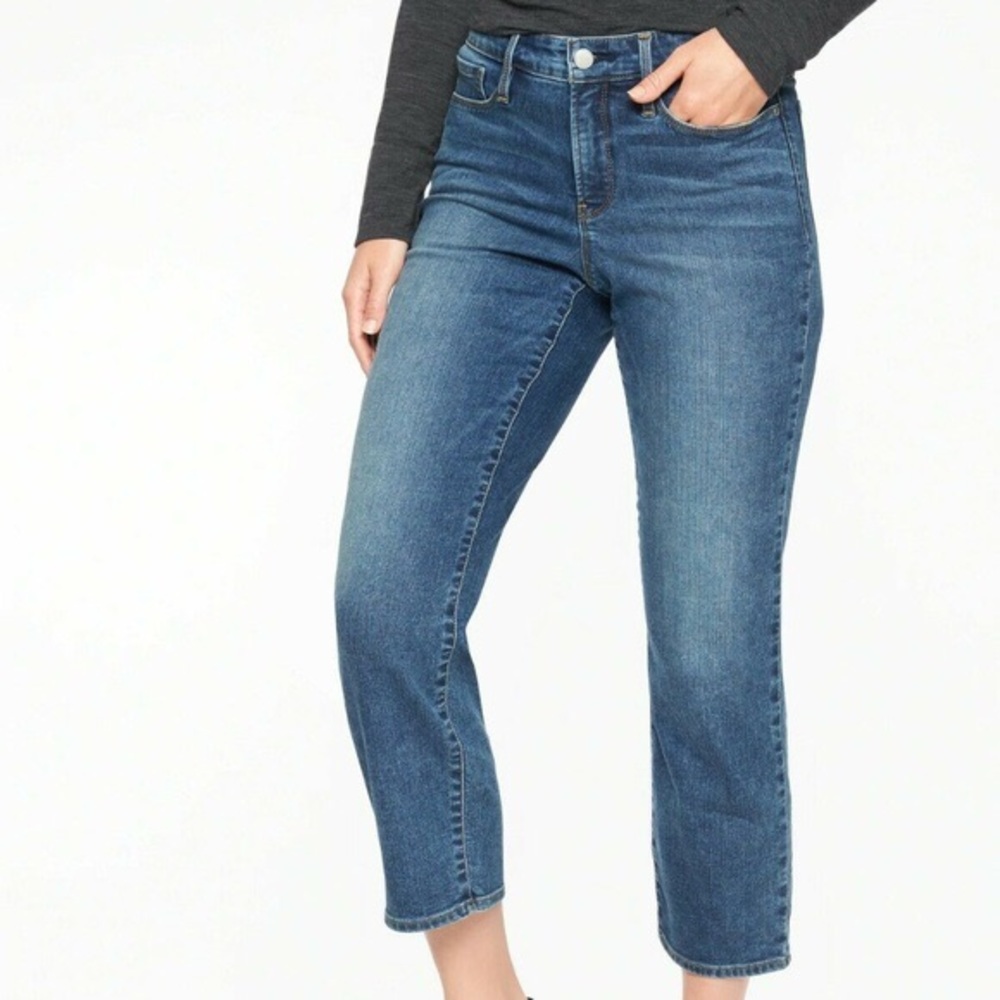 Athleta Sz 4 Medium Wash Skulptek Slim Crop Jeans
